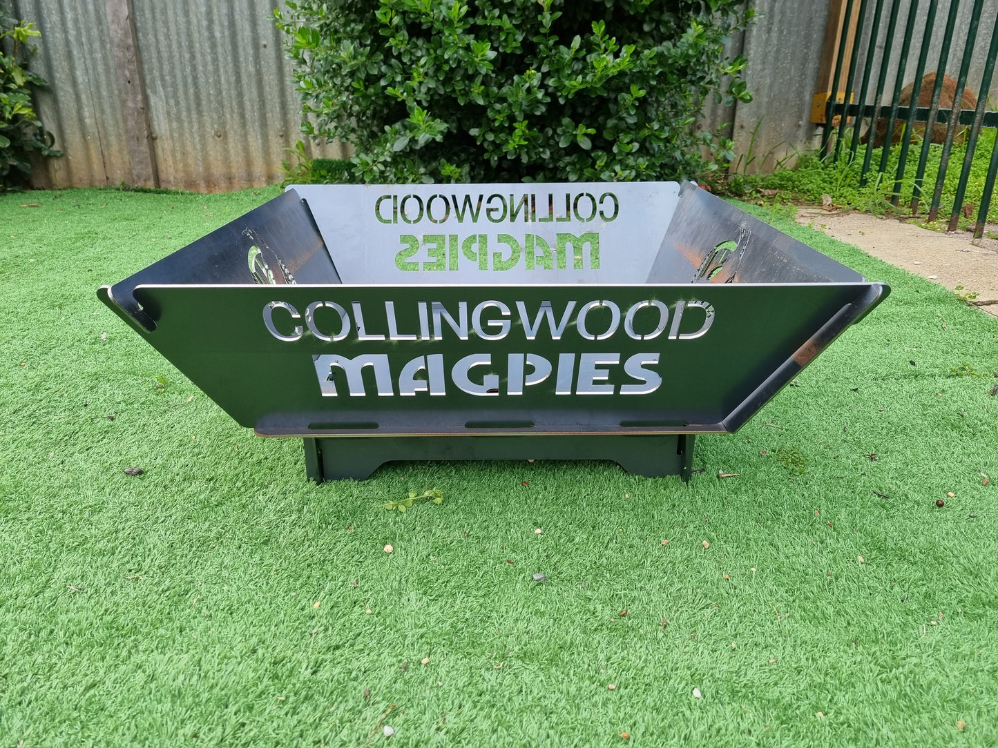 Collingwood Magpies Fire Pit Collapsible Made With Australian Steel